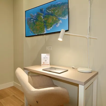 Apartamento Downtown - Next To Picasso's *